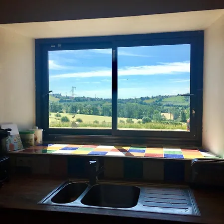 Prázdninový dům Maison Spacieuse Avec Vue Sur La Montagne A Naucelles *
